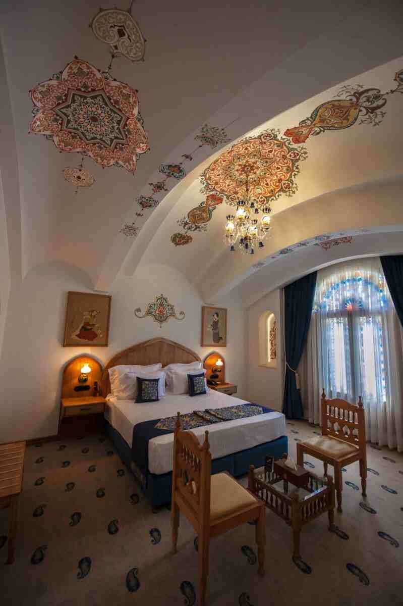 اتاق هتل گران میراث رشیدیه