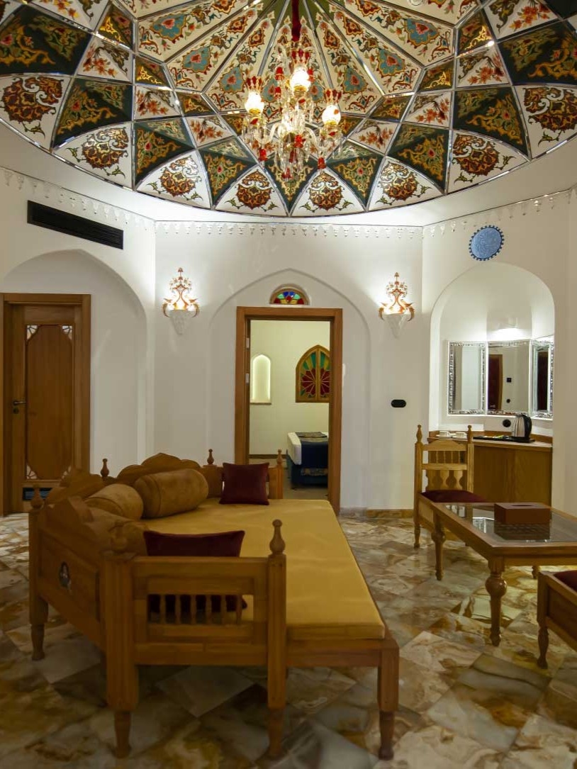 اتاق هتل گران میراث رشیدیه