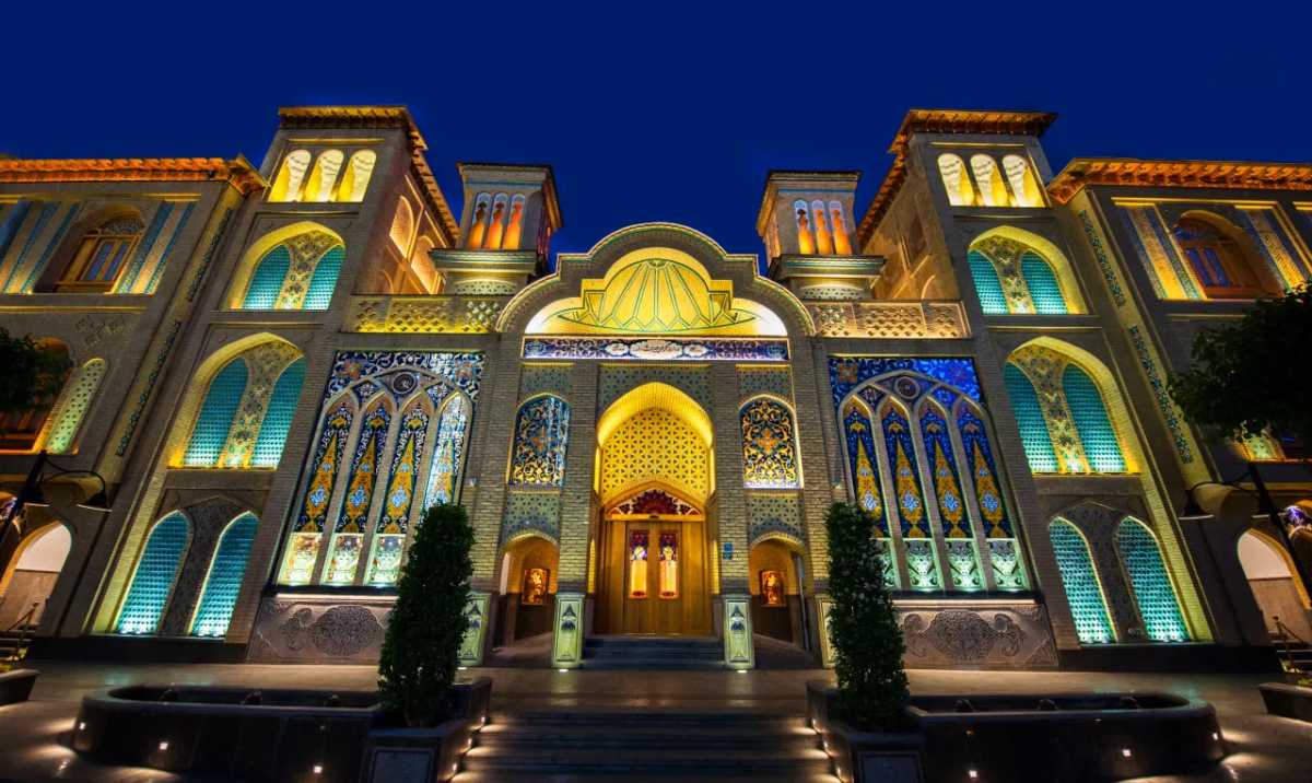 هتل گران میراث رشیدیه