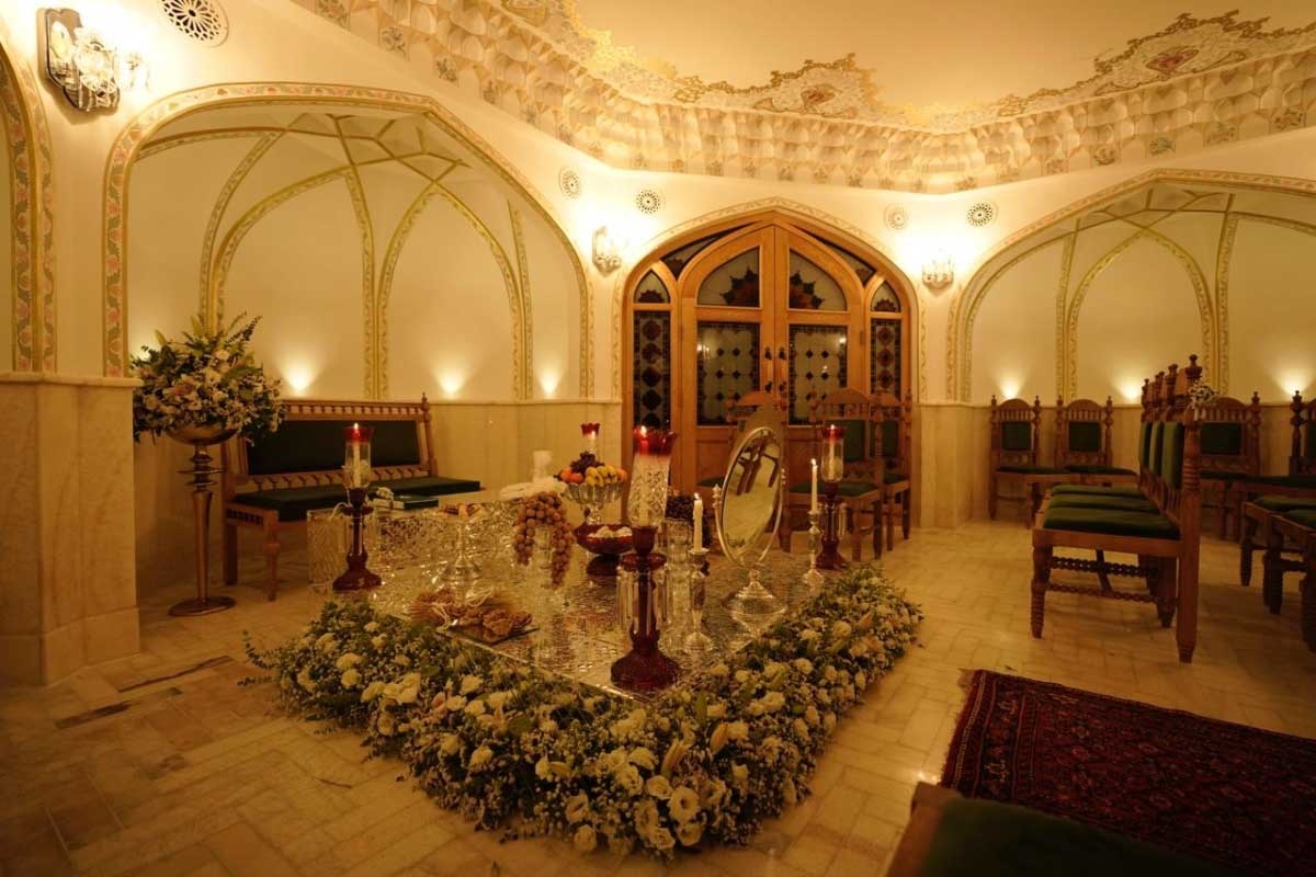 سالن عقد تالار عالی قاپو گران میراث